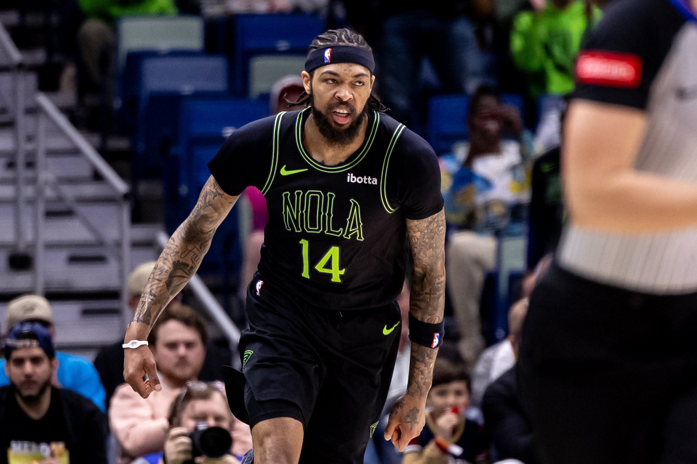 开云体育-英格拉姆：作为猛龙进攻核心，要尽情展示自己的组织进攻能力