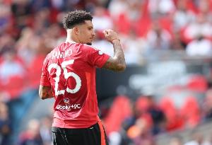 还得等！意天空：尤文搁置桑乔转会，他们需先出售维阿或冈萨雷斯